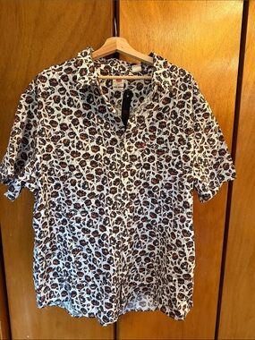 Levi's White Short-Sleeve Button-Down with Black and Brown Floral Print